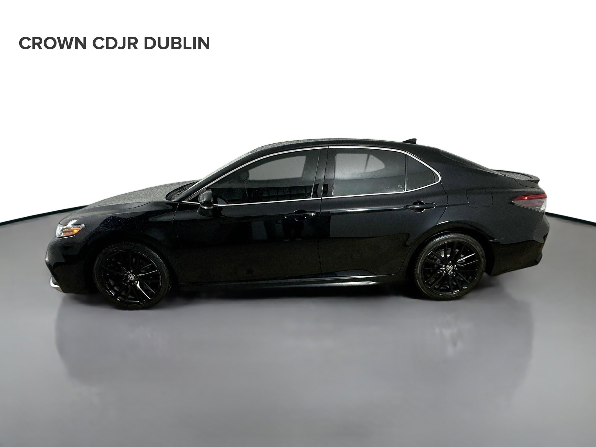 Used 2021 Toyota Camry XSE AWD/4WD image 9