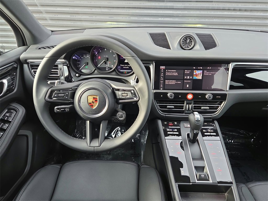 New 2026 Porsche Macan image 8