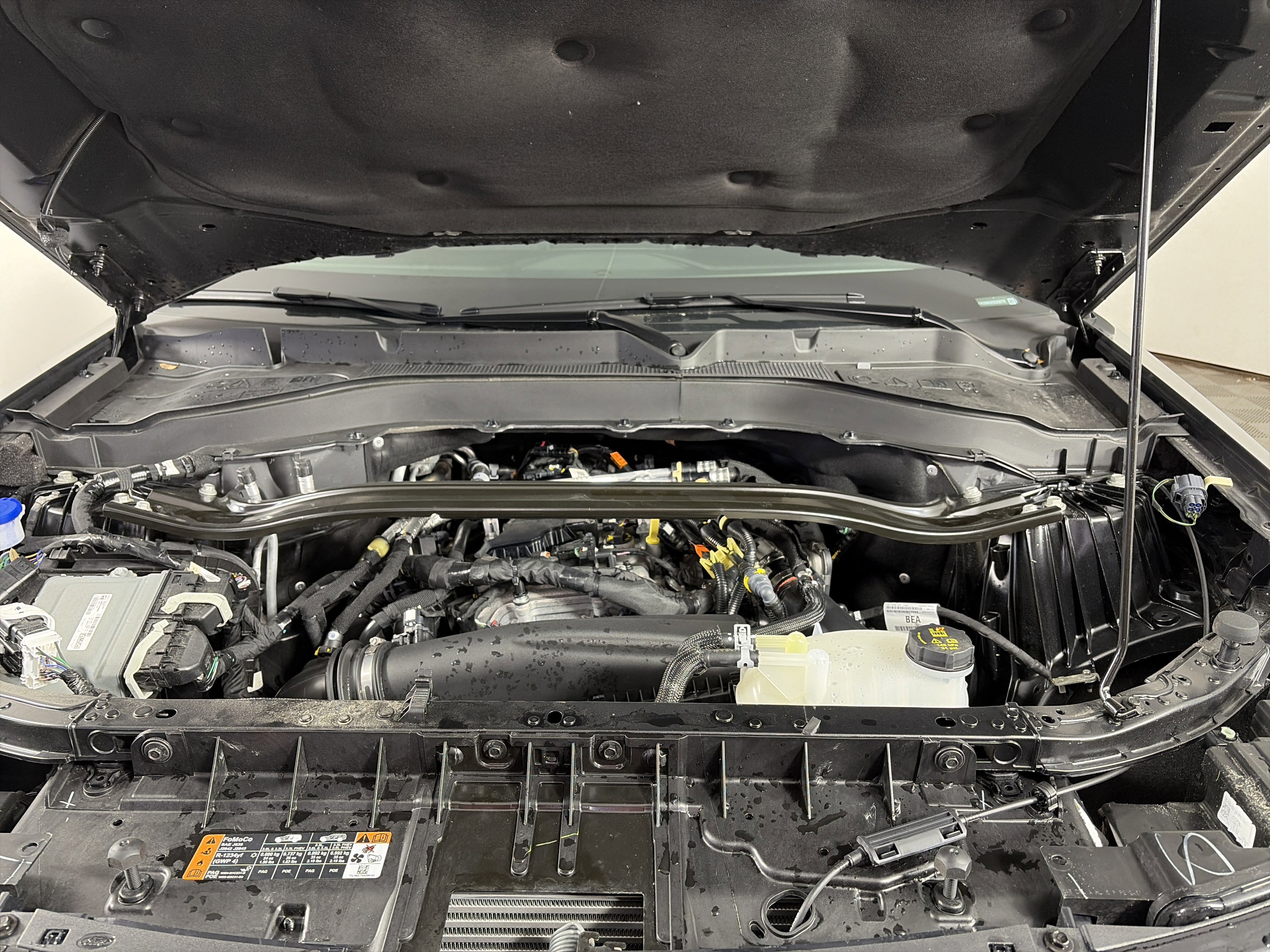 Used 2025 Ford Explorer ST-Line w/ ST-Line Street Pack image 49