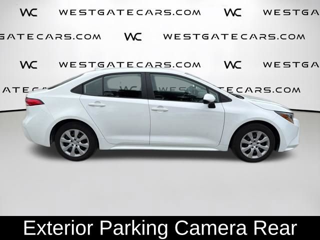 Used 2024 Toyota Corolla LE FWD image 5