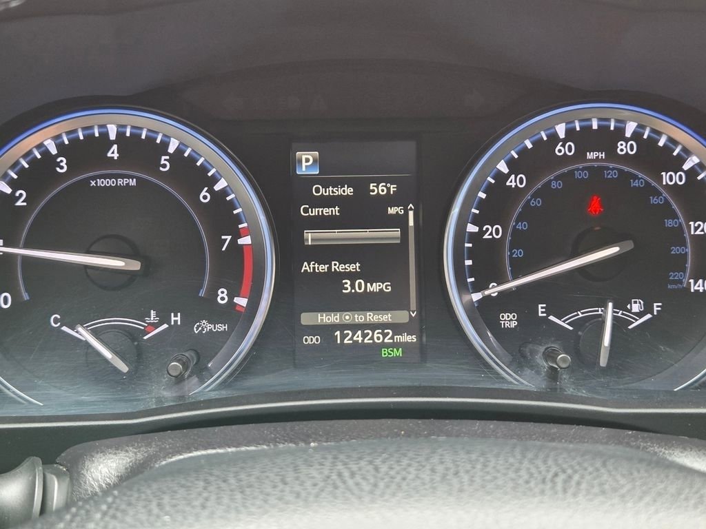 Used 2017 Toyota Highlander SE AWD/4WD image 34