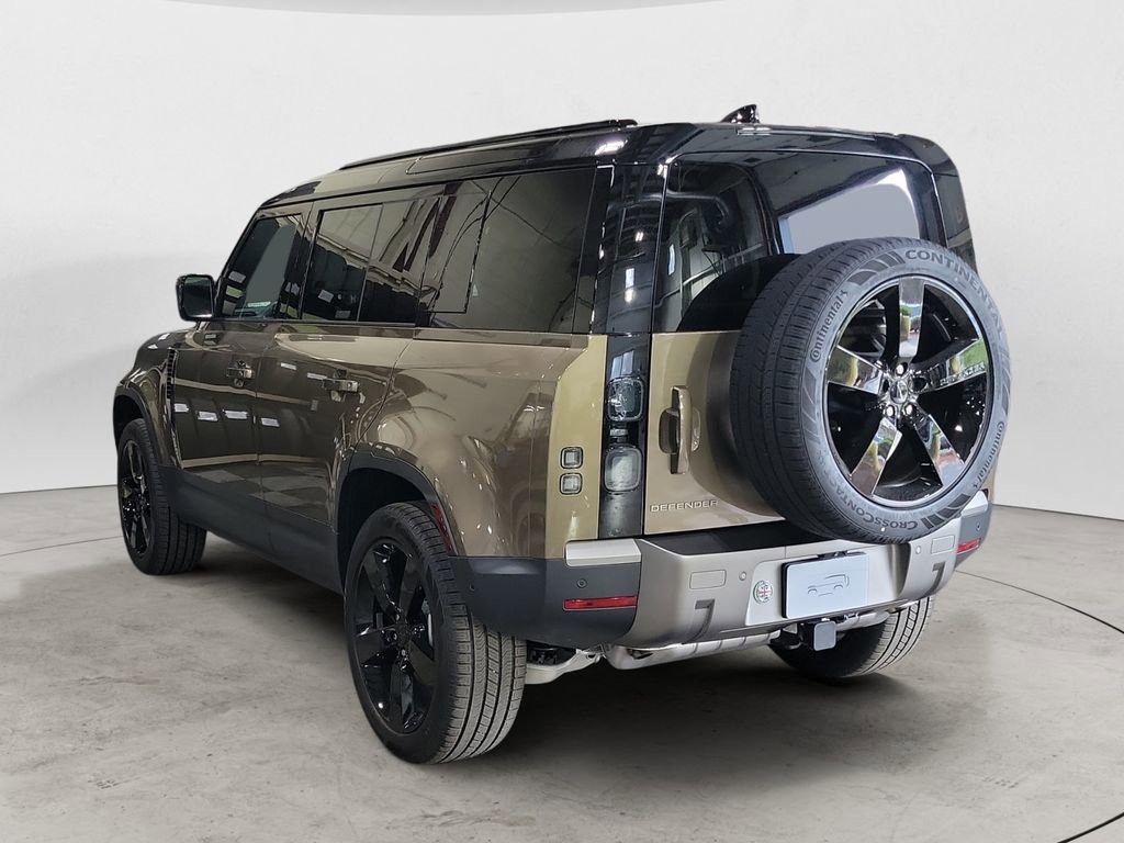 New 2026 Land Rover Defender 110 S AWD/4WD image 3