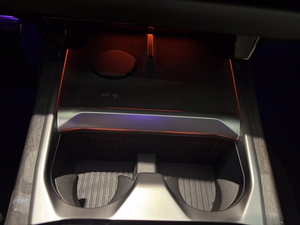 New 2027 BMW 740i RWD image 16