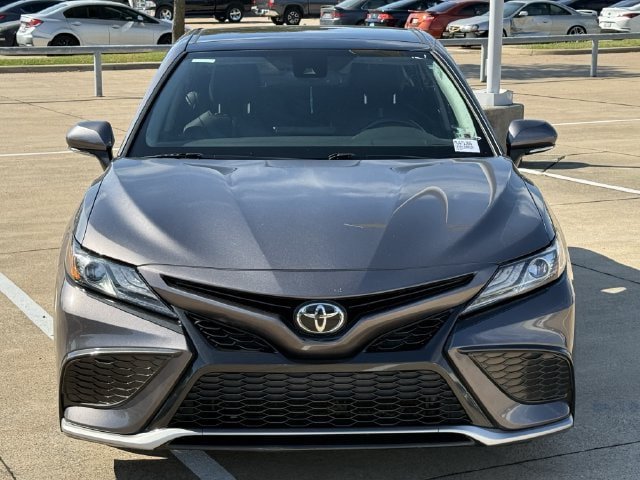 Used 2021 Toyota Camry XSE FWD image 7