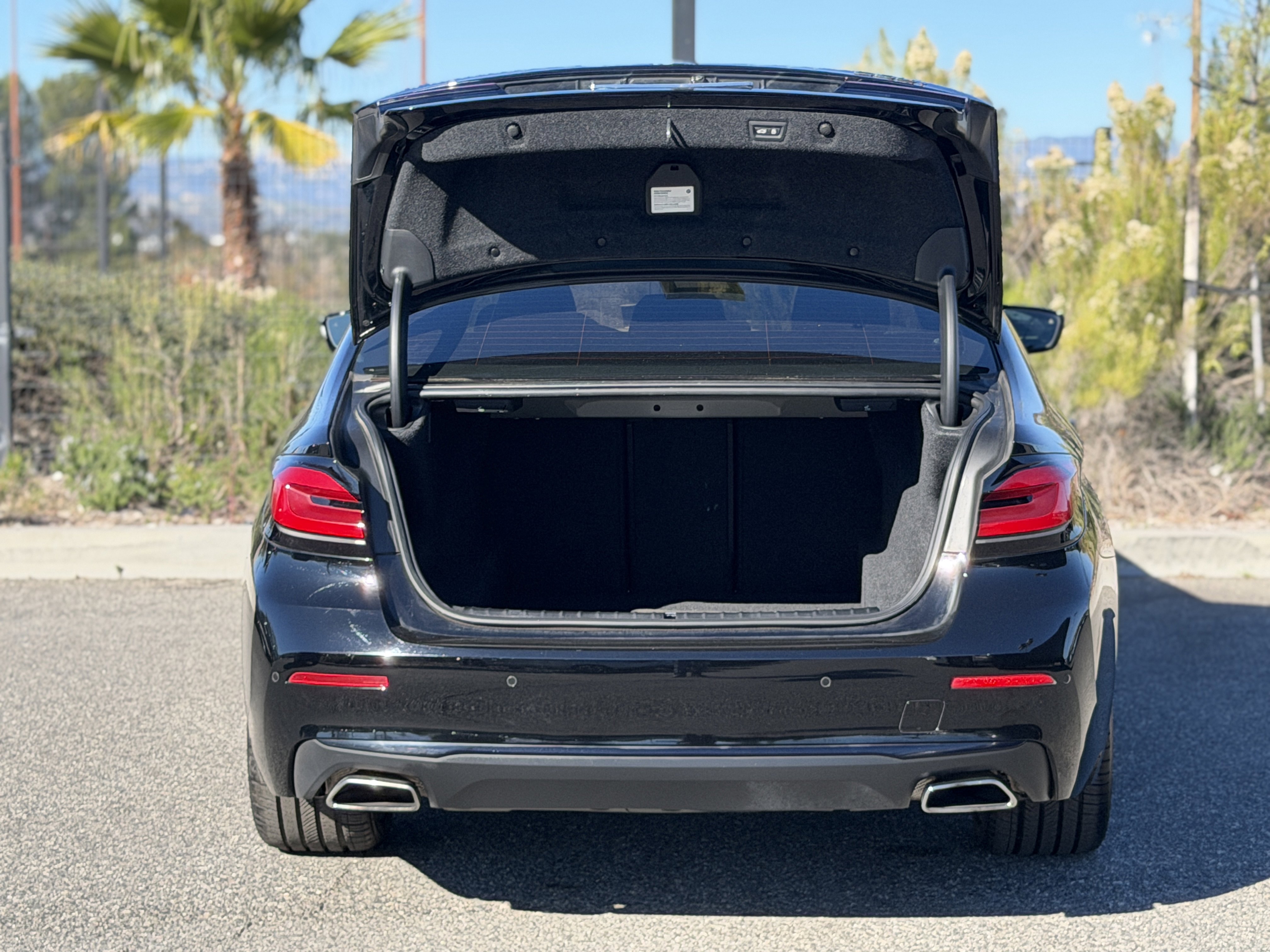 Used 2023 BMW 530i 530i w/ Convenience Package image 13