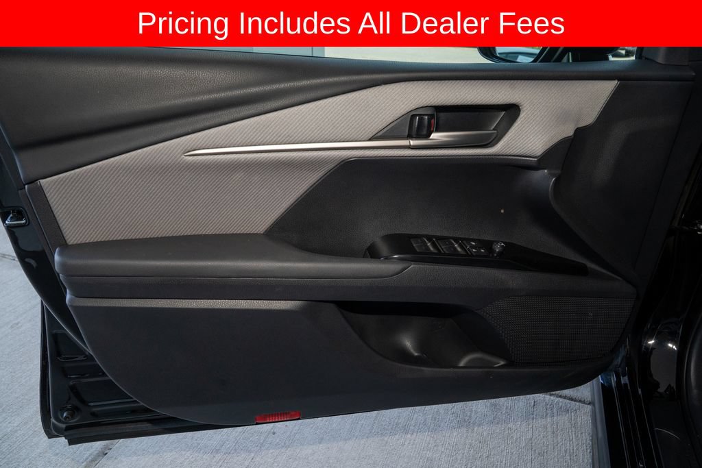 Used 2026 Toyota Camry SE FWD image 10