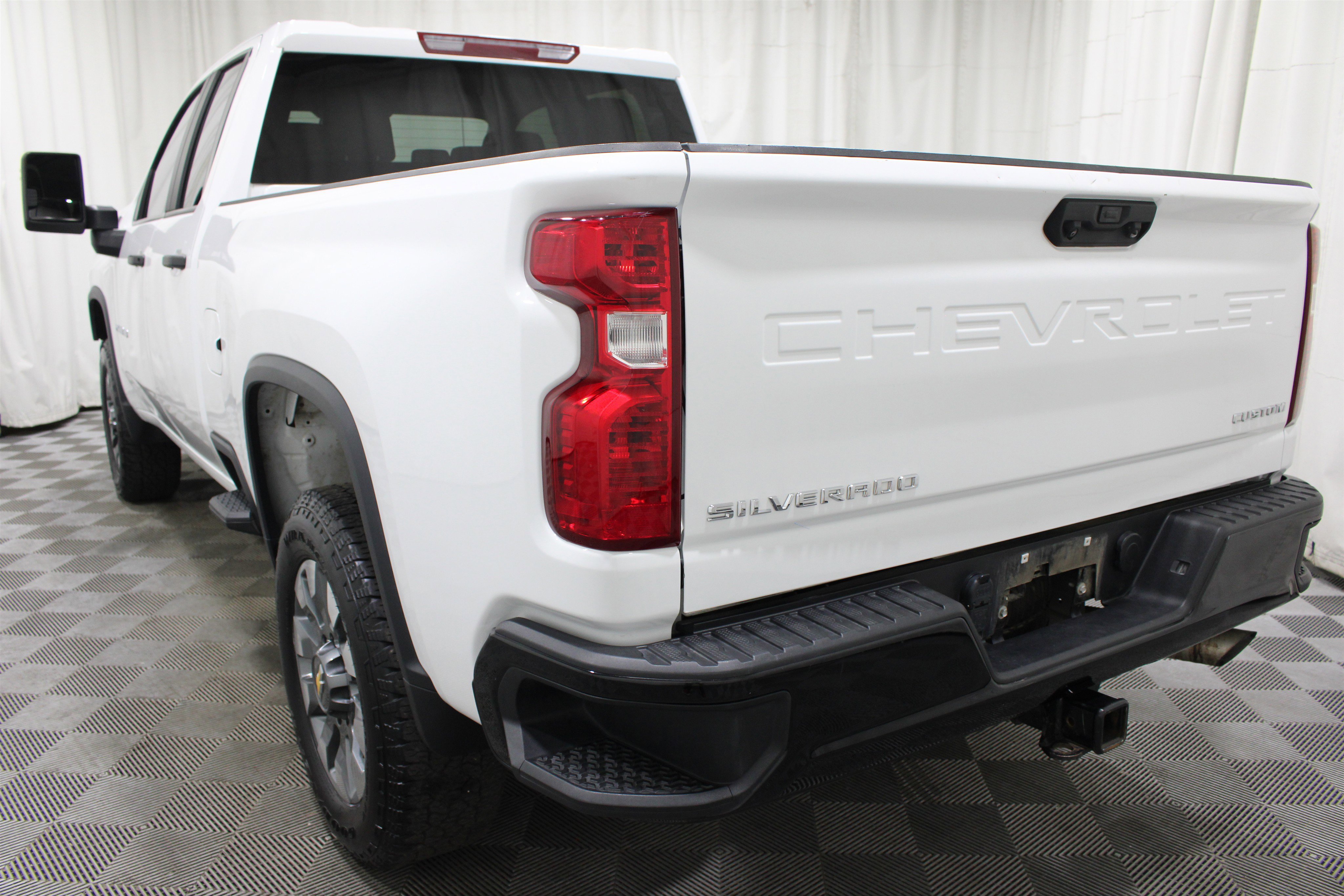 Used 2025 Chevrolet Silverado 2500 Custom w/ Custom Convenience Package AWD/4WD image 31