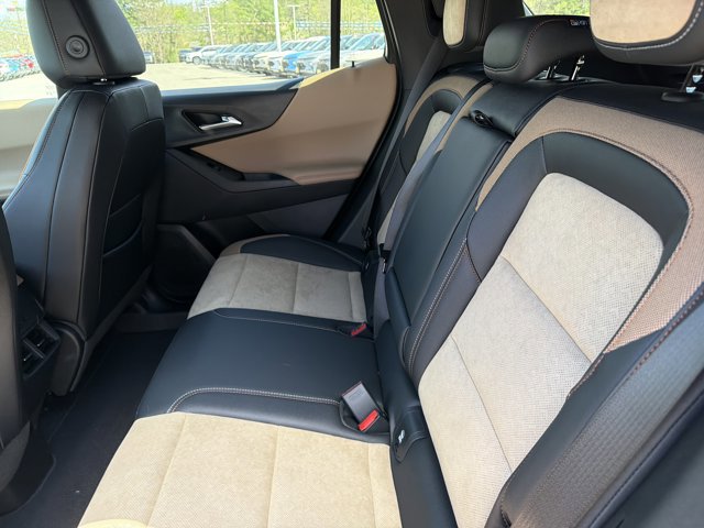 New 2026 Chevrolet Equinox ACTIV w/ Safety and Technology Package image 13