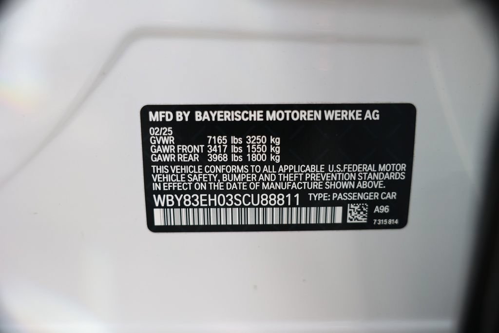 Used 2025 BMW i7 M70 w/ Executive Package AWD/4WD image 40