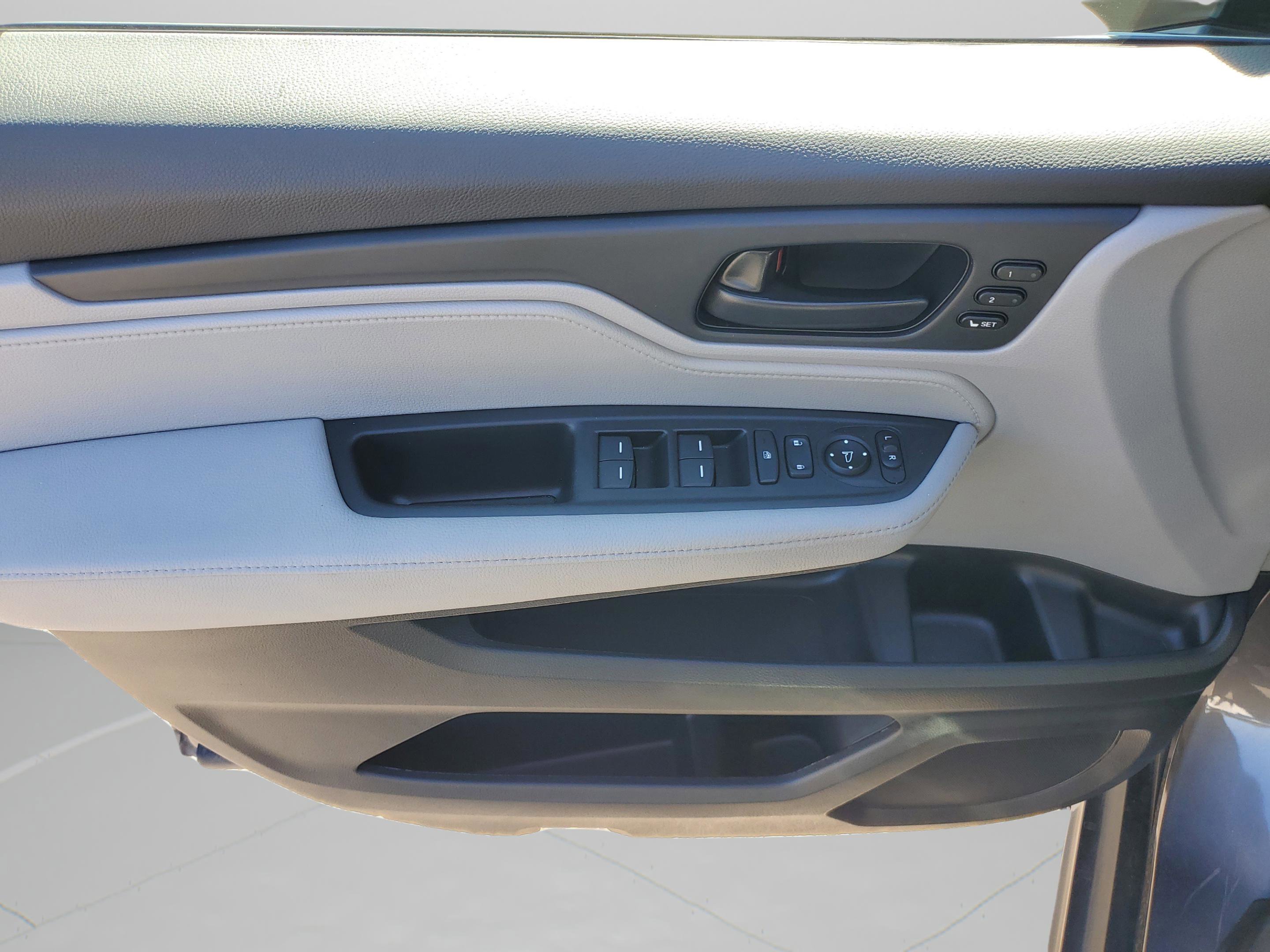 Certified 2023 Honda Odyssey EX-L image 27