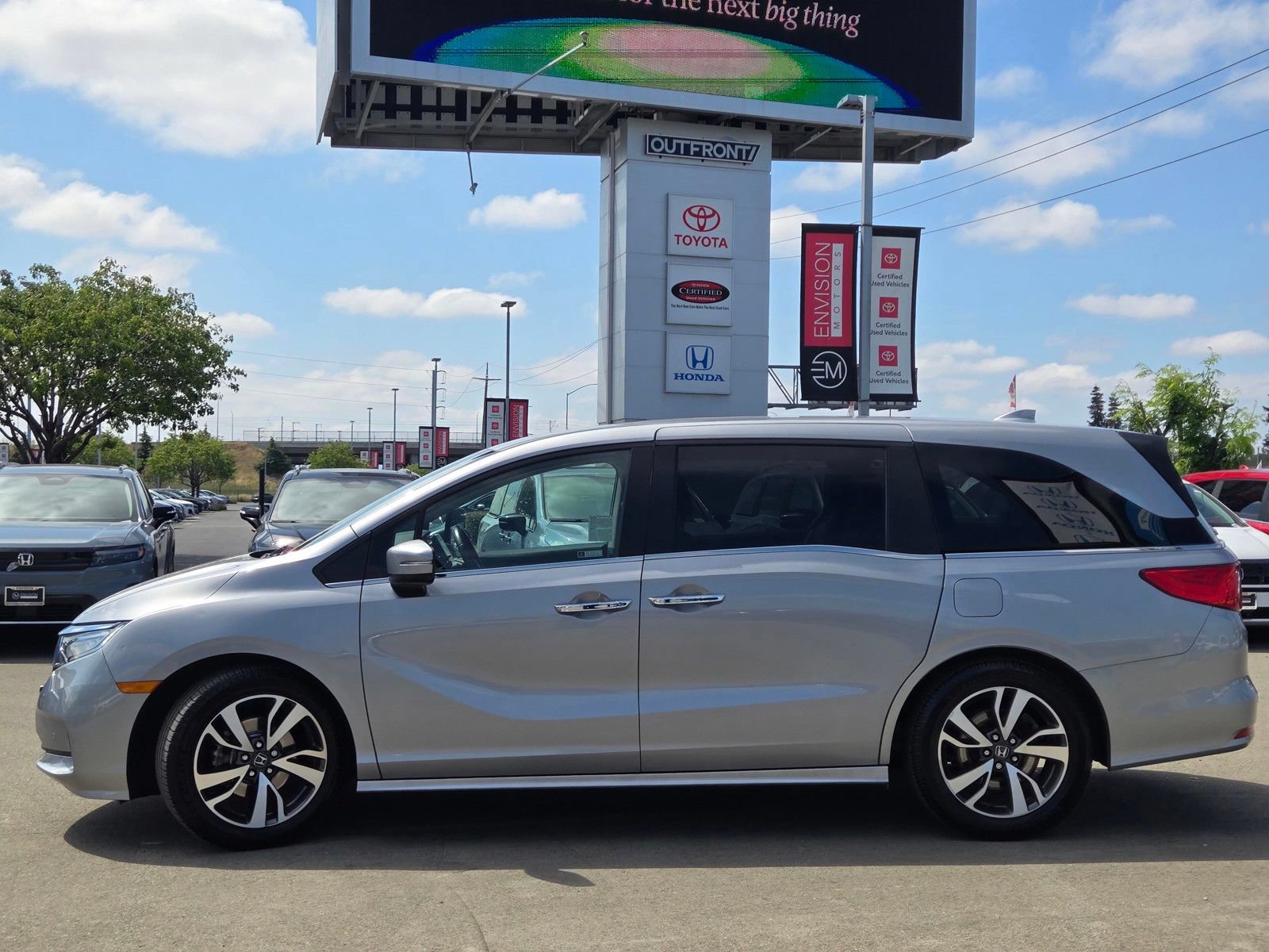 Used 2021 Honda Odyssey Touring image 4