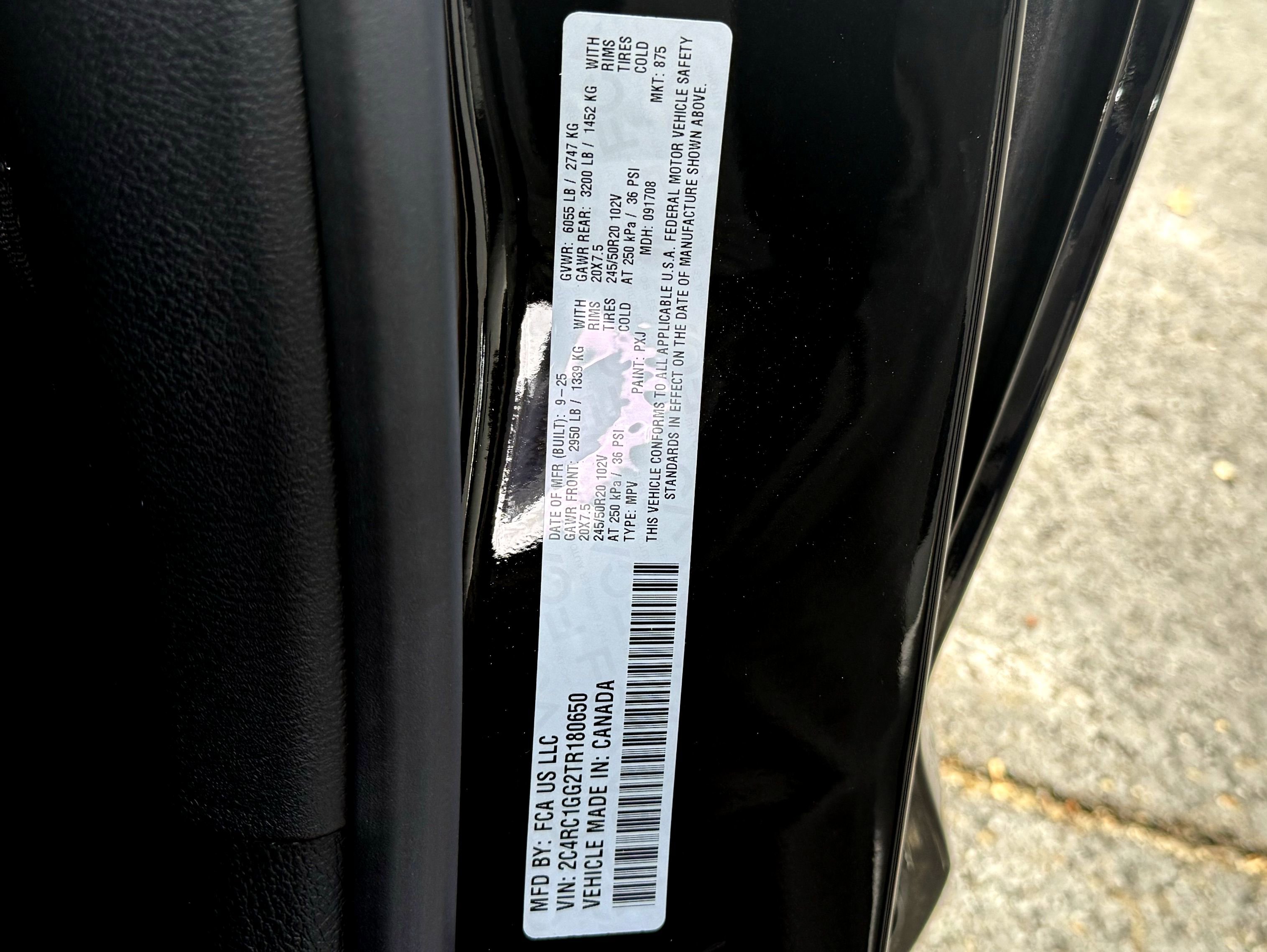 New 2026 Chrysler Pacifica Limited image 41