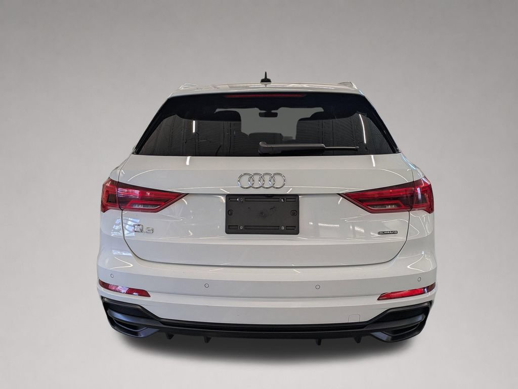 Used 2020 Audi Q3 2.0T Prestige w/ Prestige Package AWD/4WD image 5