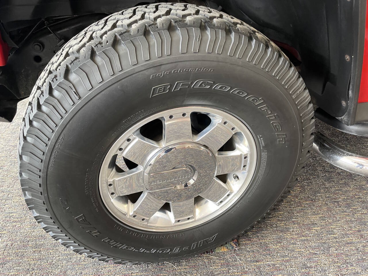 Used 2004 HUMMER H2 AWD/4WD image 10