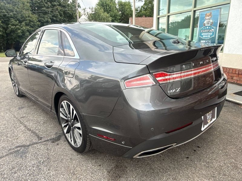 Used 2019 Lincoln MKZ Reserve AWD/4WD image 7