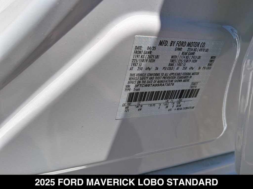 Used 2025 Ford Maverick Lobo AWD/4WD image 24
