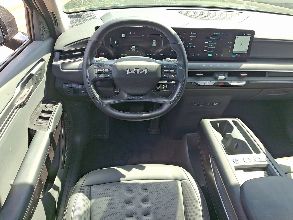 Used 2024 Kia EV9 Wind AWD/4WD image 12