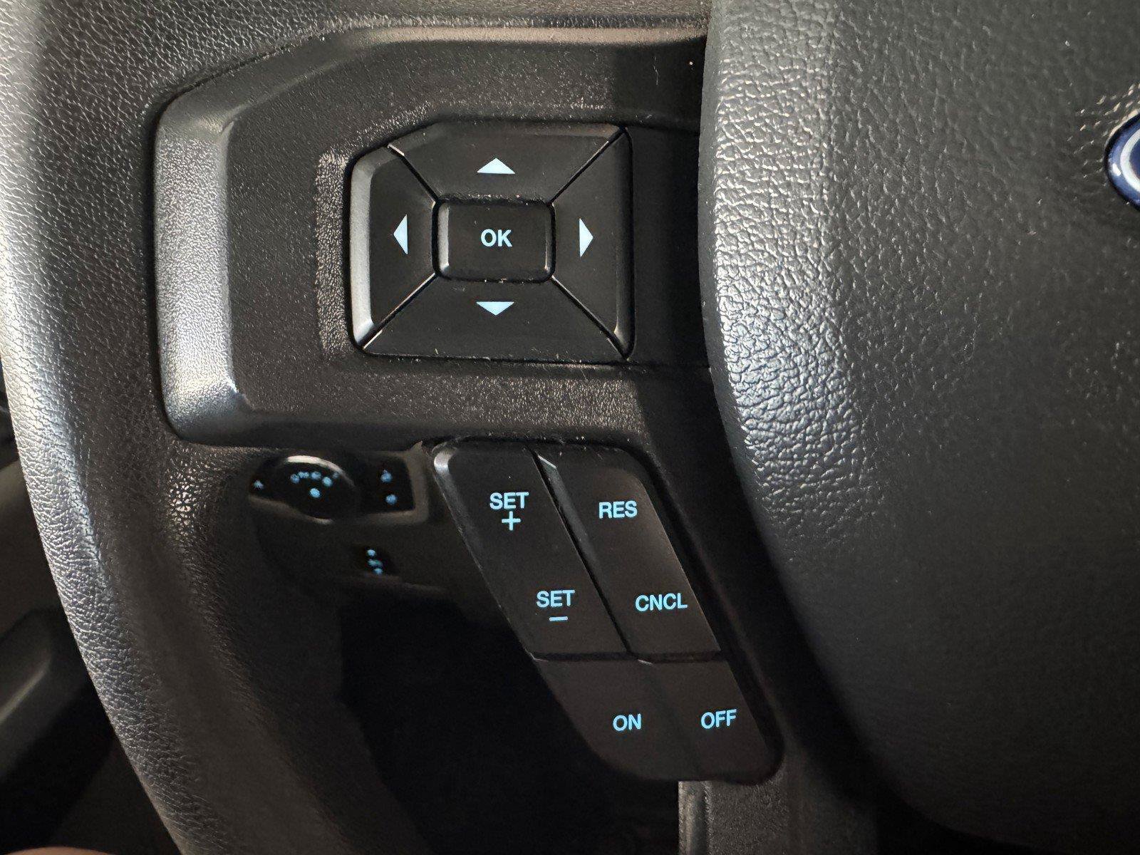 Used 2022 Ford F350 XLT w/ XLT Premium Package AWD/4WD image 18