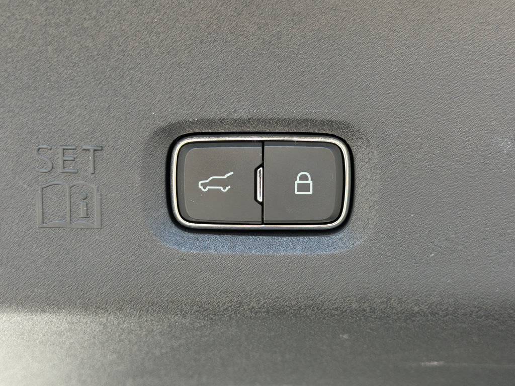 Used 2025 Ford Expedition King Ranch AWD/4WD image 19