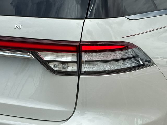 Used 2022 Lincoln Aviator Grand Touring w/ Equipment Group 301A AWD/4WD image 30