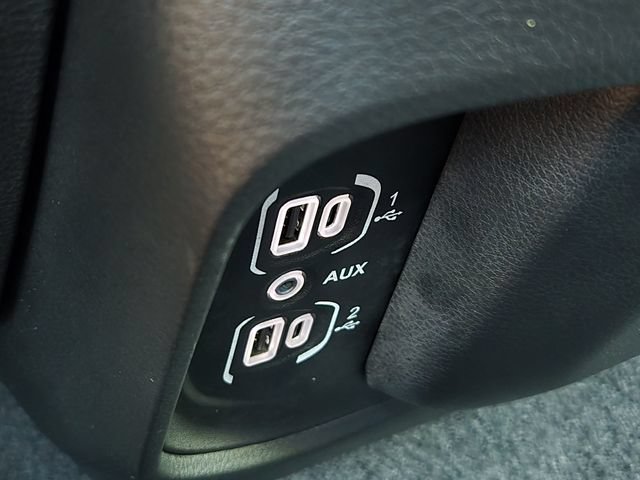 Used 2025 RAM 1500 Warlock AWD/4WD image 24