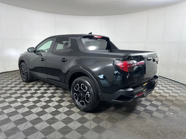 Used 2024 Hyundai Santa Cruz SE image 5