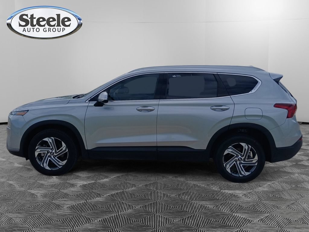 Used 2023 Hyundai Santa Fe SEL FWD image 3