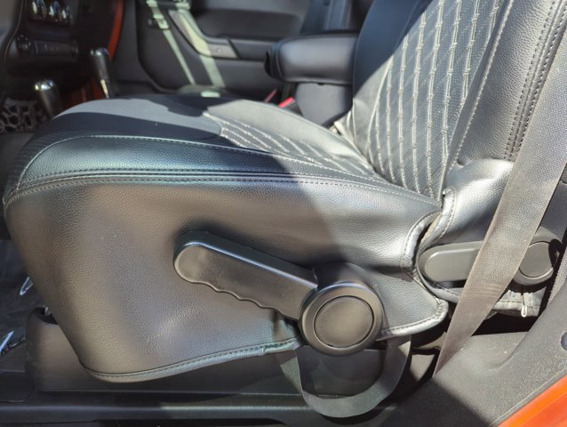 Used 2014 Jeep Wrangler Sport w/ Quick Order Package 24S AWD/4WD image 13