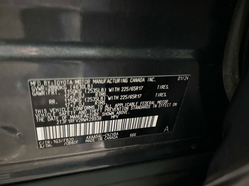 Used 2024 Toyota RAV4 LE image 32