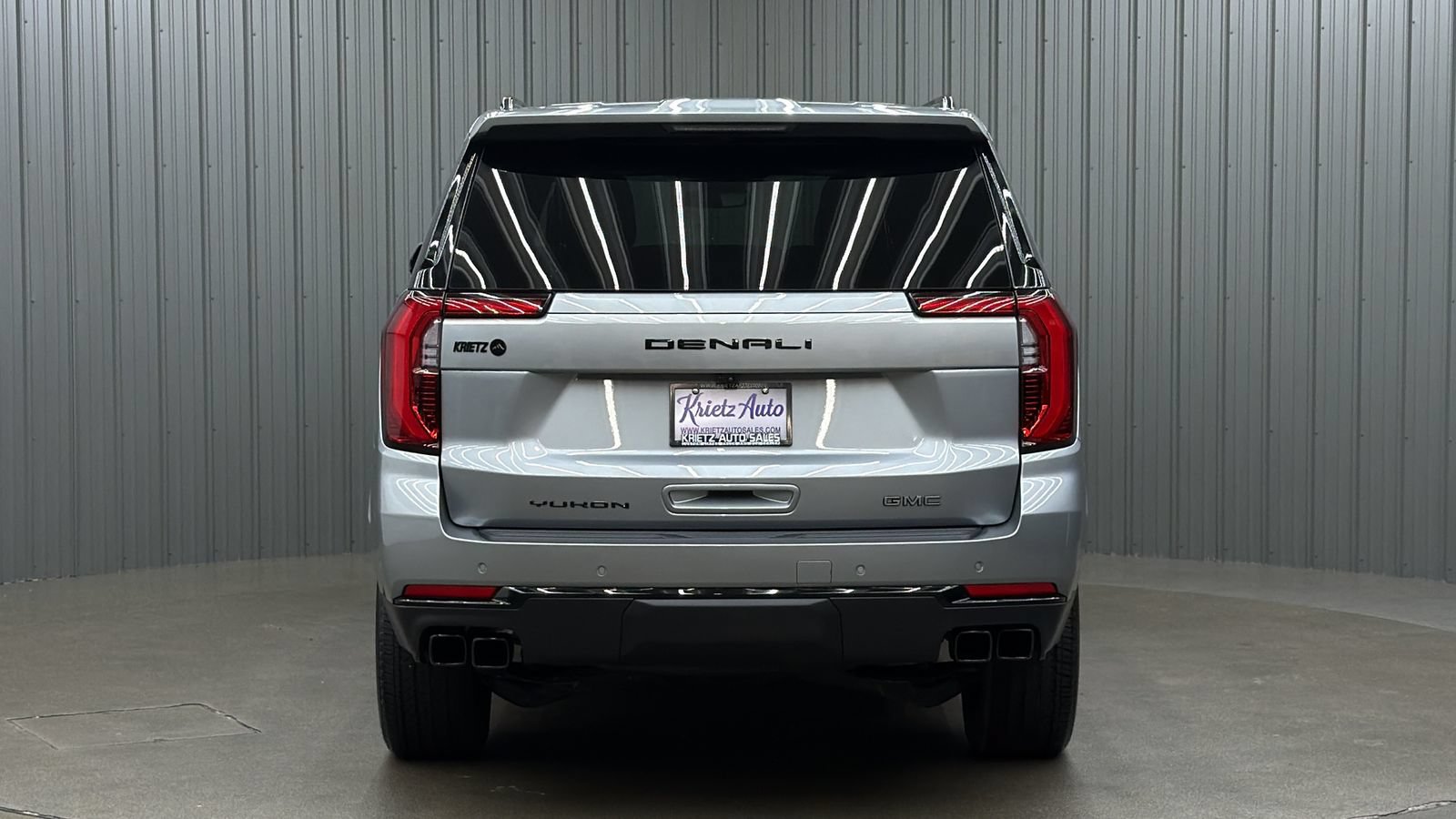Used 2025 GMC Yukon XL Denali w/ Sun & Power Step Package AWD/4WD image 4