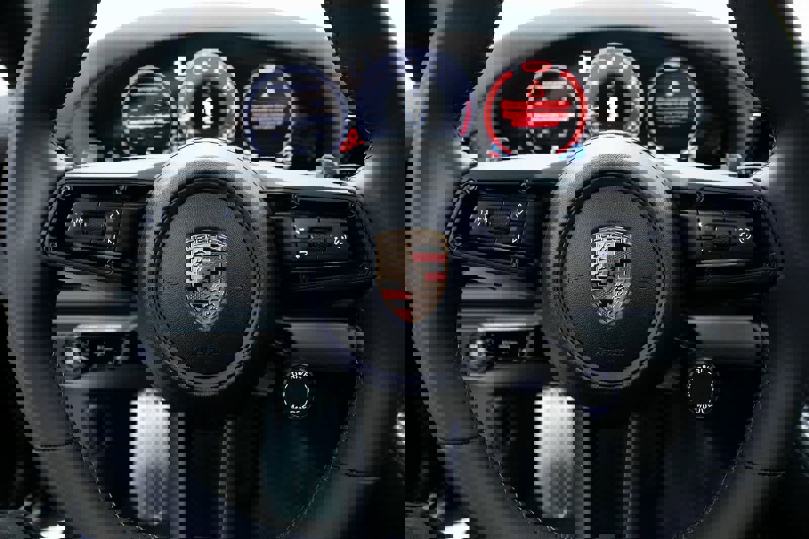 New 2025 Porsche Panamera 4 image 14