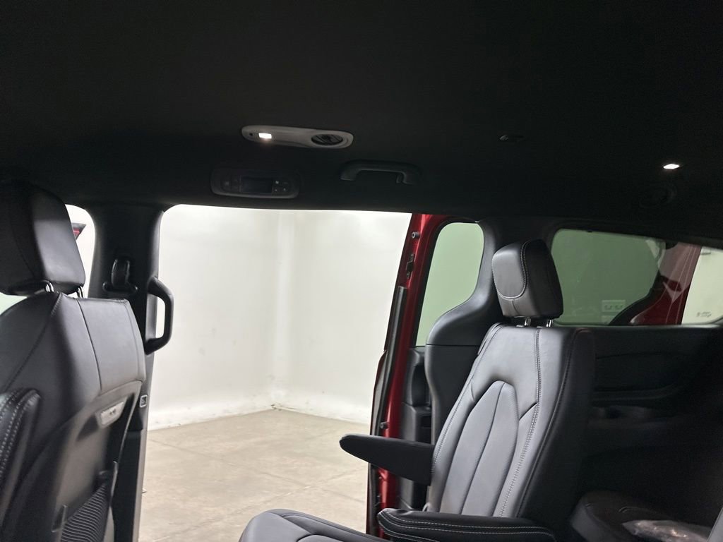 New 2026 Chrysler Pacifica Select image 25