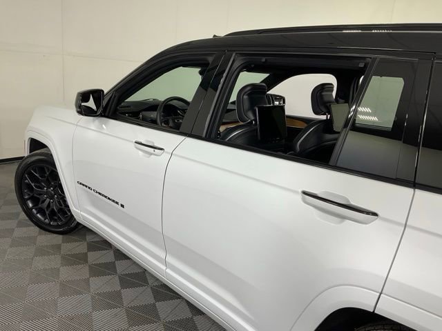 Used 2024 Jeep Grand Cherokee L Summit image 38