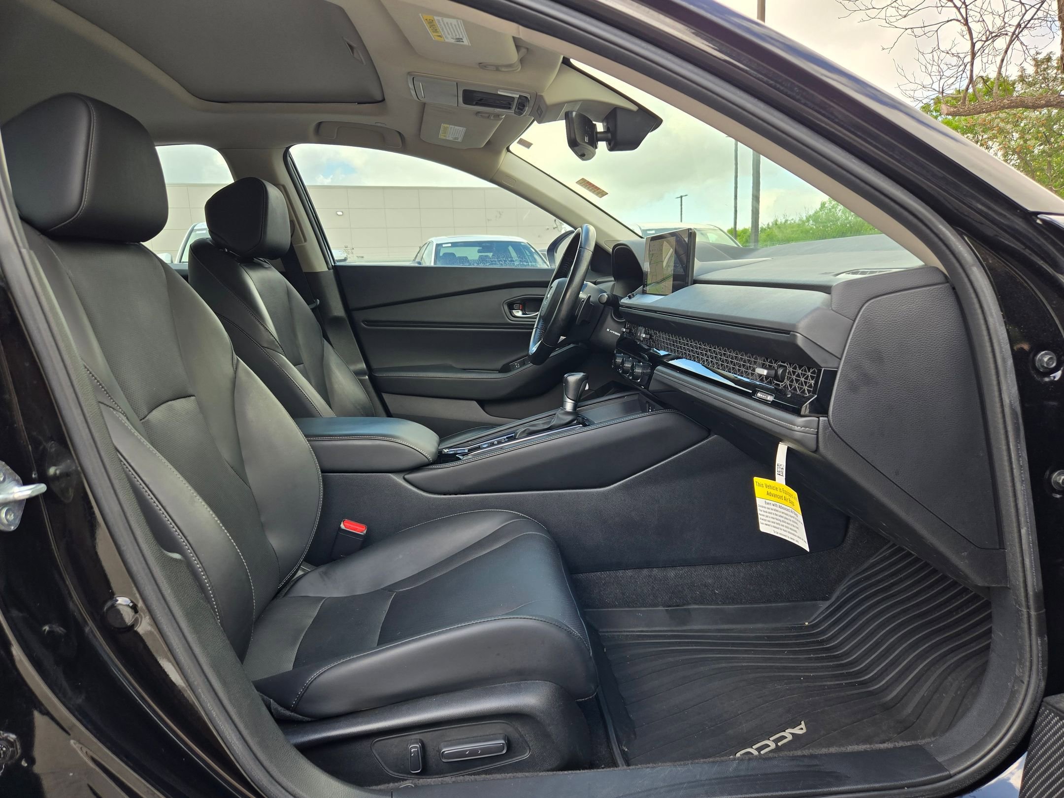 Used 2023 Honda Accord Touring image 27