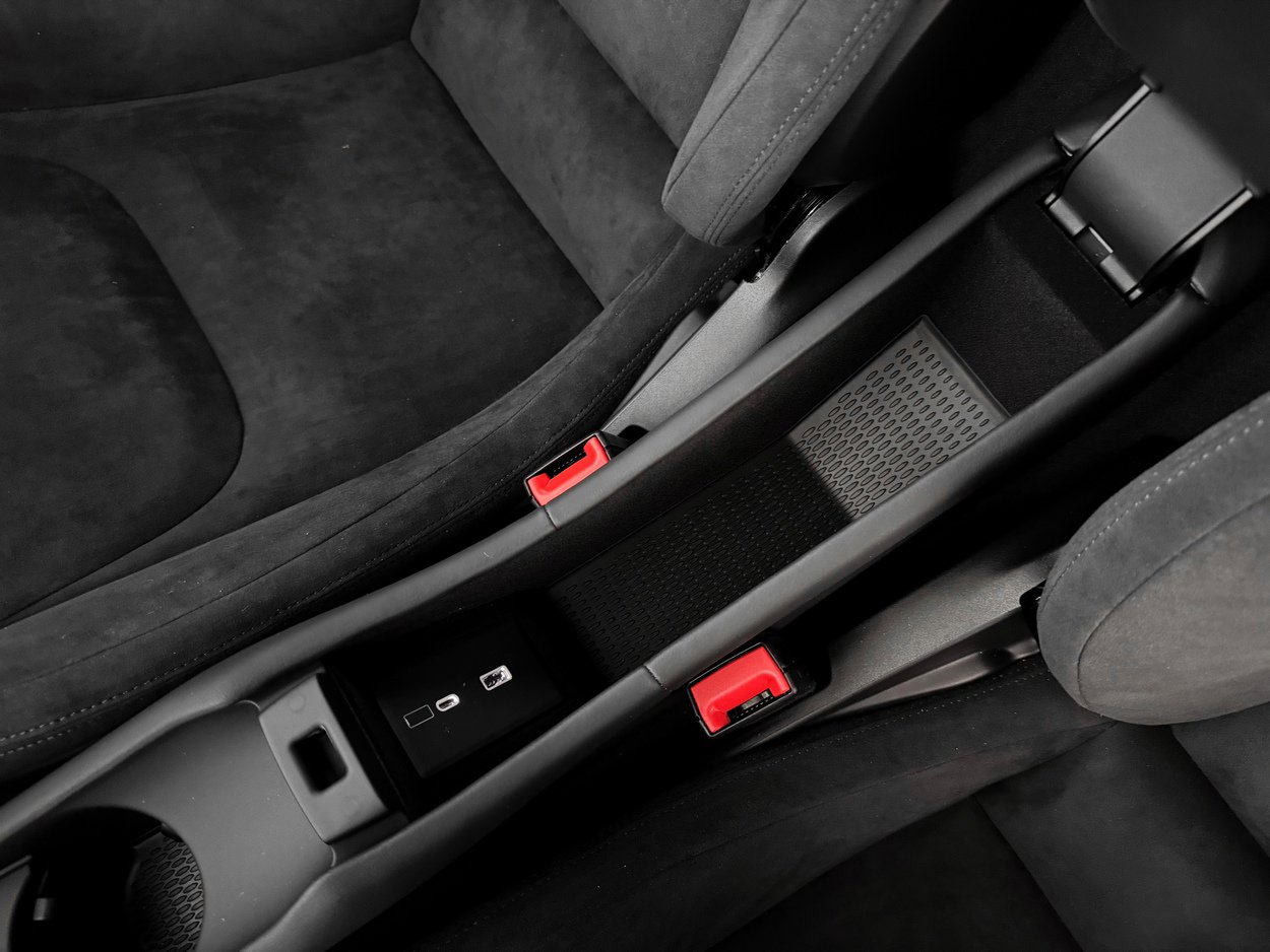 New 2025 McLaren Artura image 21