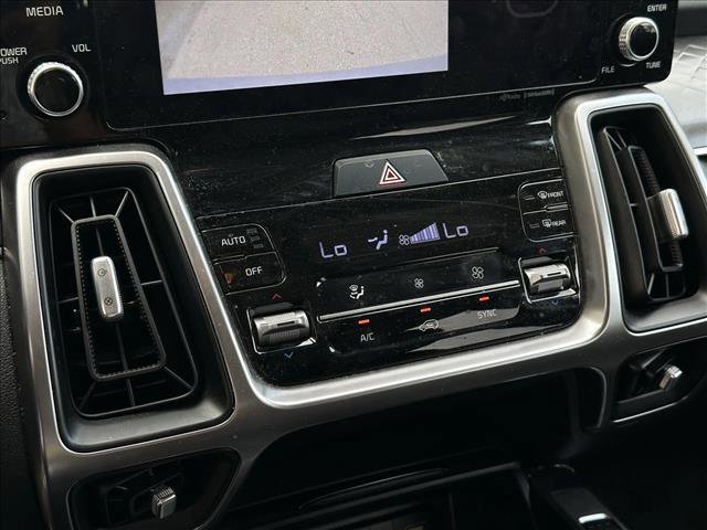 Used 2023 Kia Sorento S FWD image 13