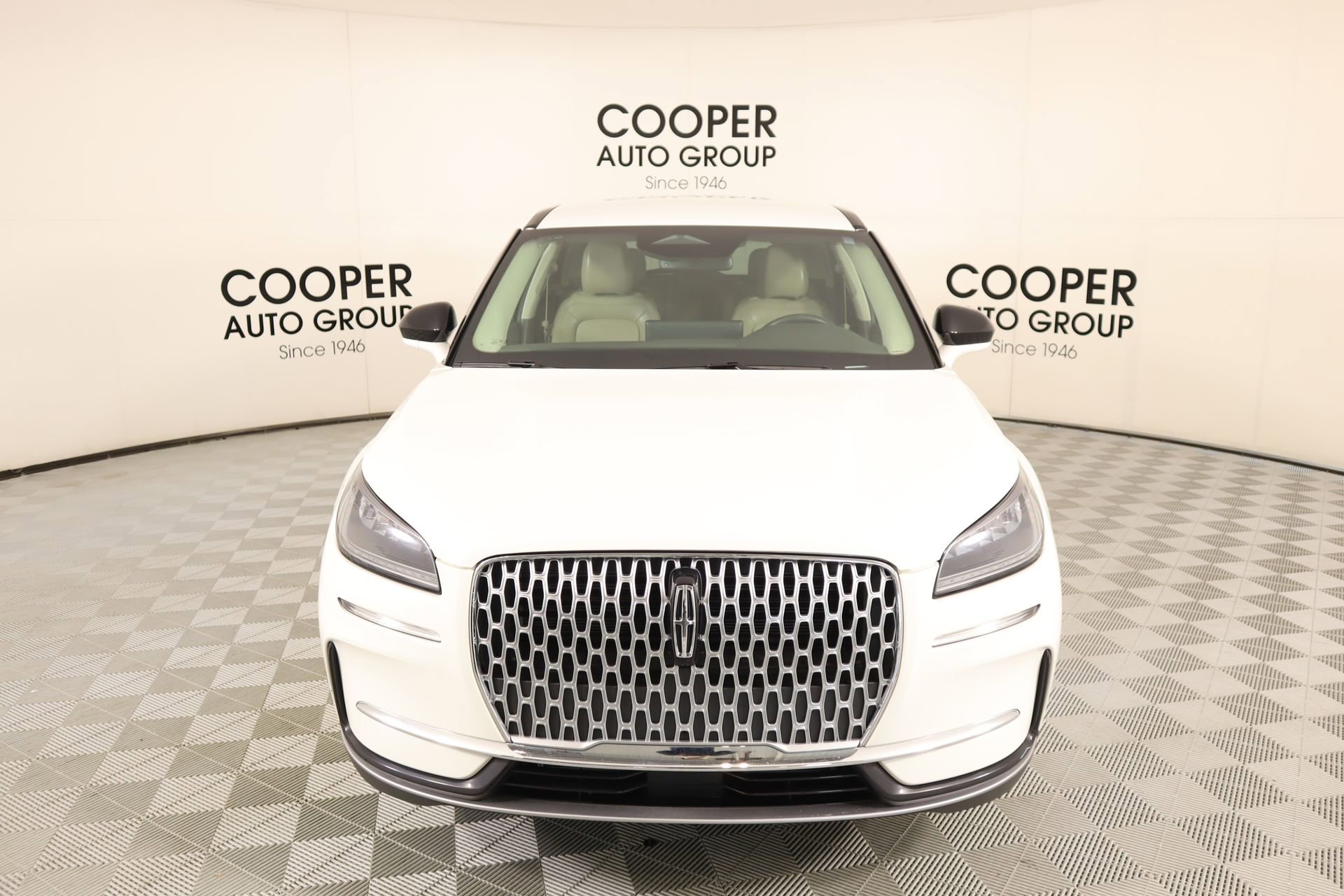 Certified 2024 Lincoln Corsair FWD image 9