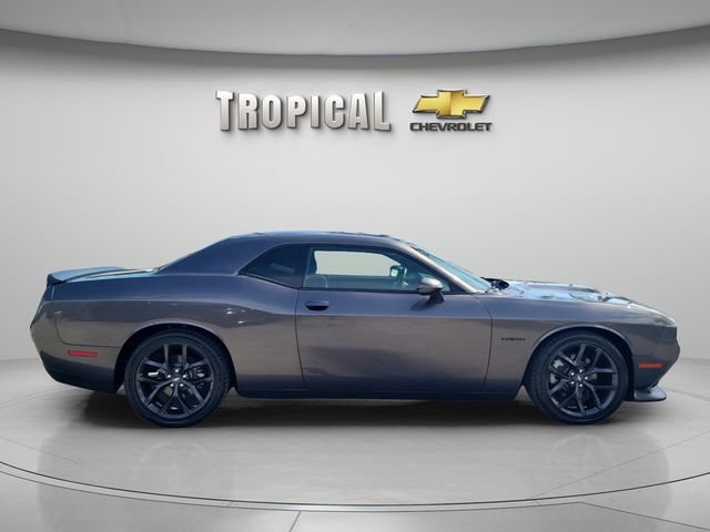 Used 2022 Dodge Challenger R/T w/ Blacktop Package RWD image 5