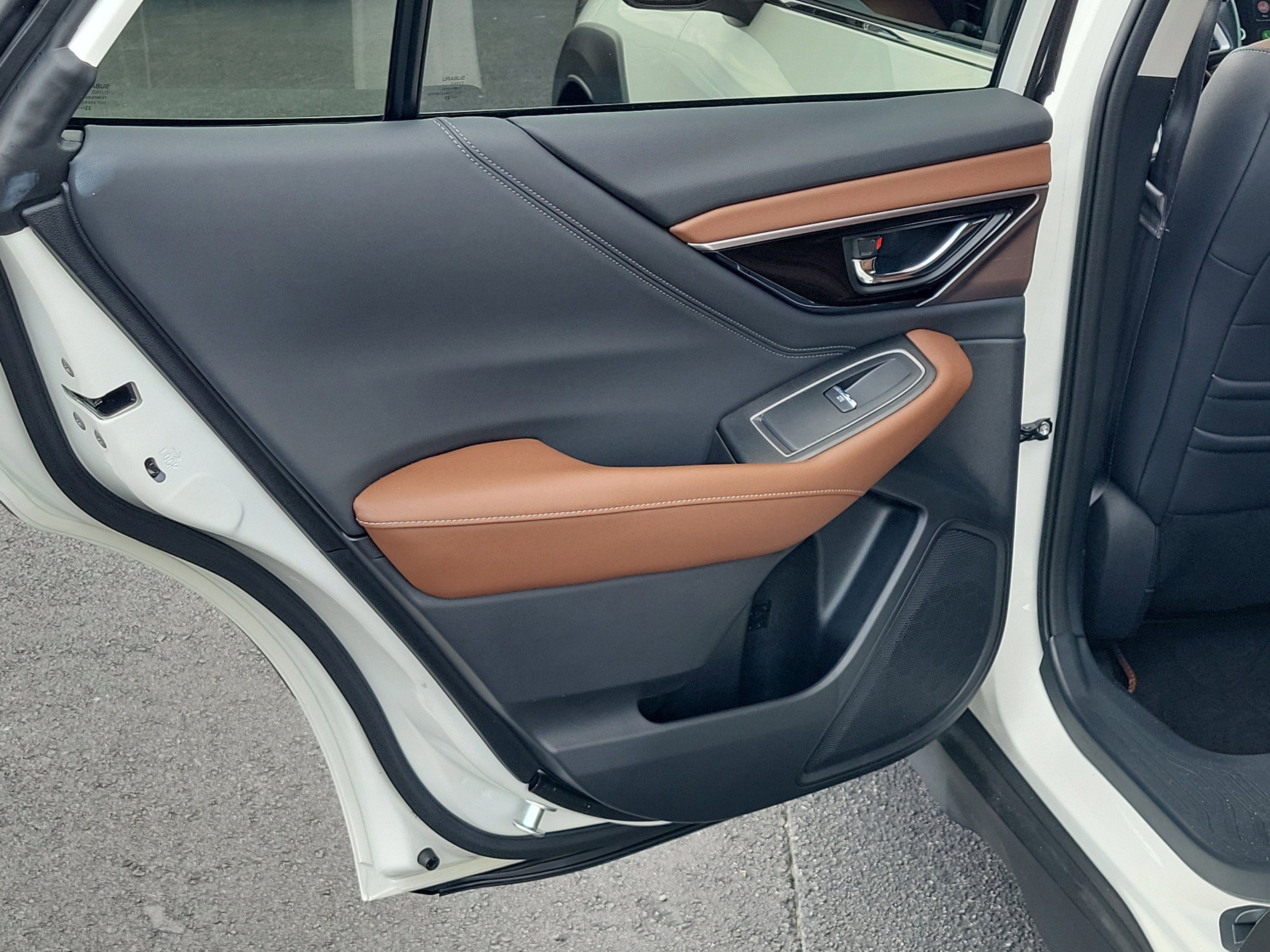 Certified 2023 Subaru Outback Touring AWD/4WD image 13