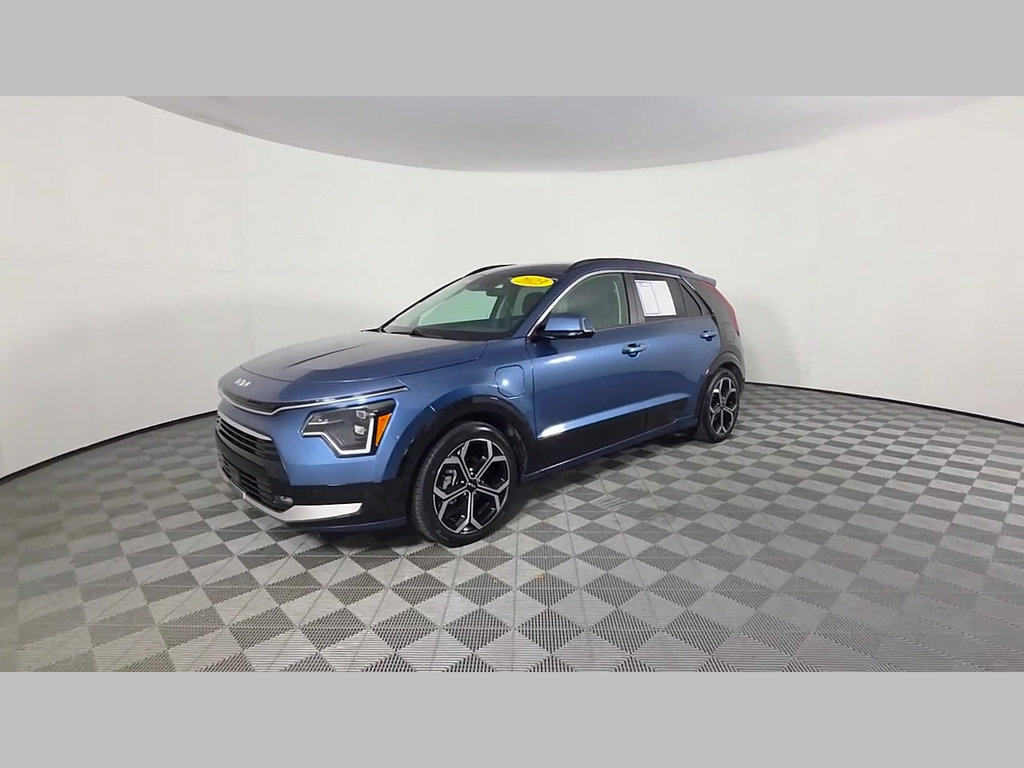 Used 2023 Kia Niro SX Touring FWD image 50