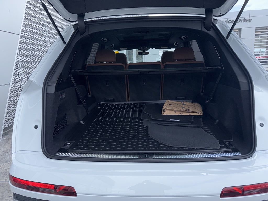 New 2026 Audi Q7 2.0T Premium Plus AWD/4WD image 16