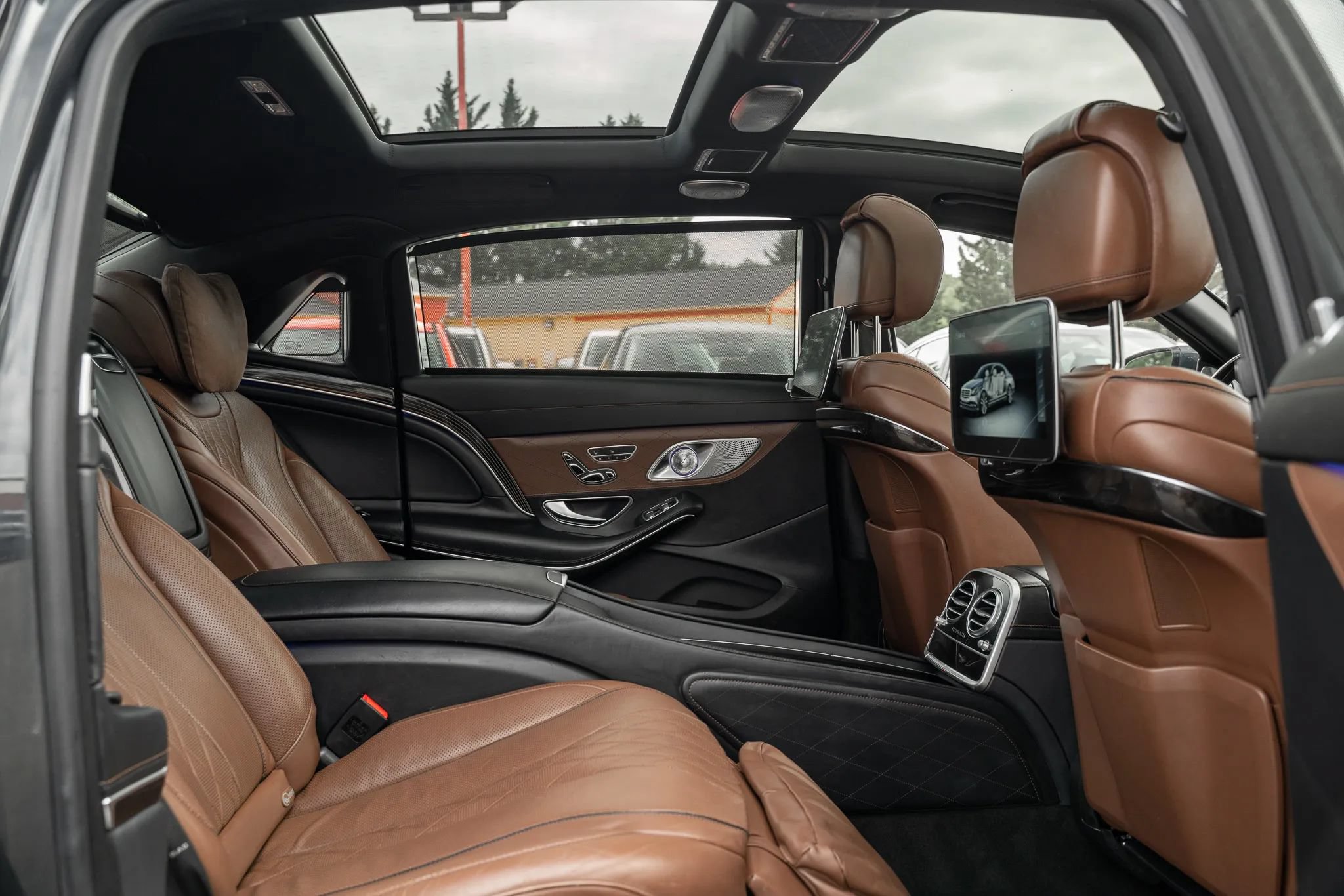 Used 2019 Mercedes-Benz Maybach S 560 4MATIC image 25