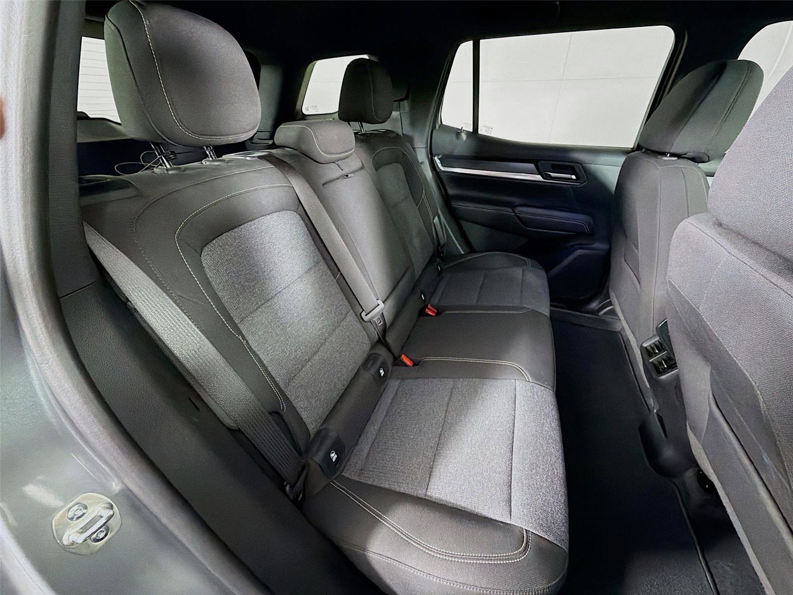 Used 2025 GMC Terrain Elevation AWD/4WD image 27