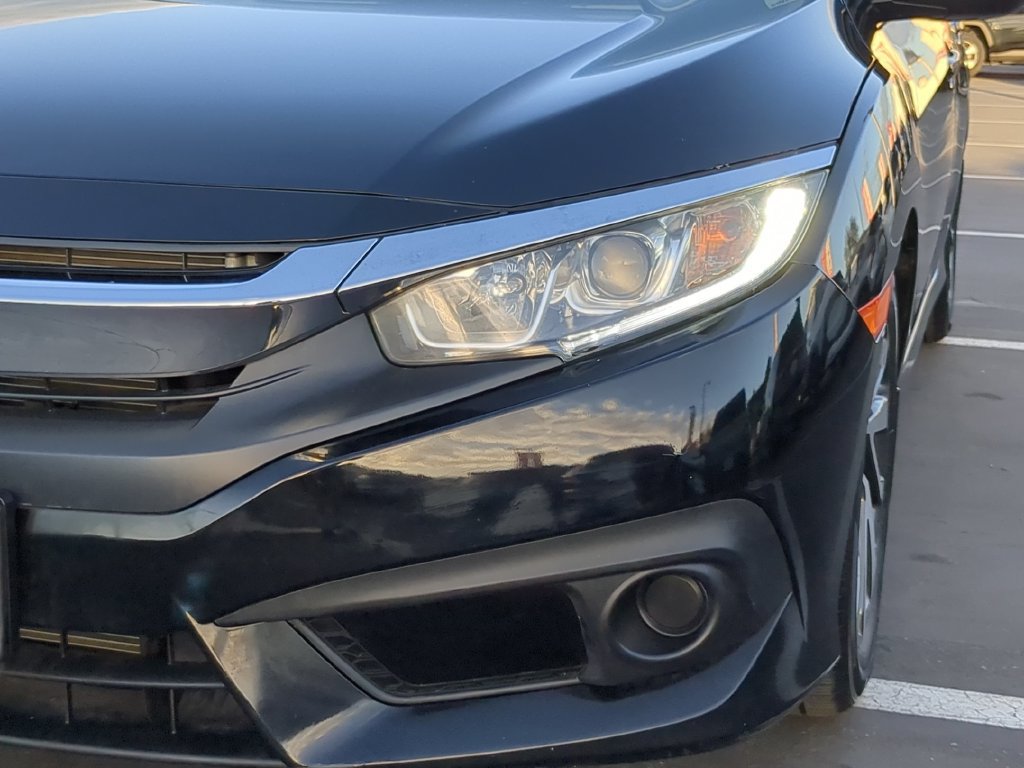 Used 2016 Honda Civic EX image 9