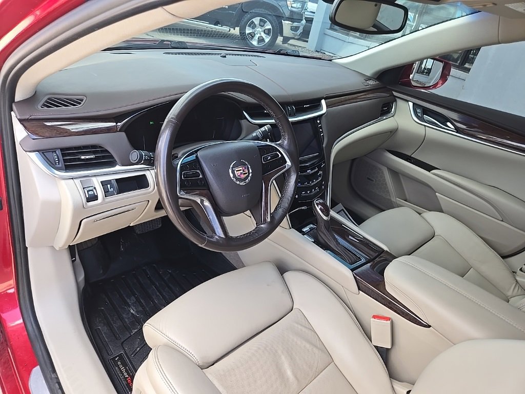 Used 2013 Cadillac XTS Luxury w/ Driver Awareness Package image 37