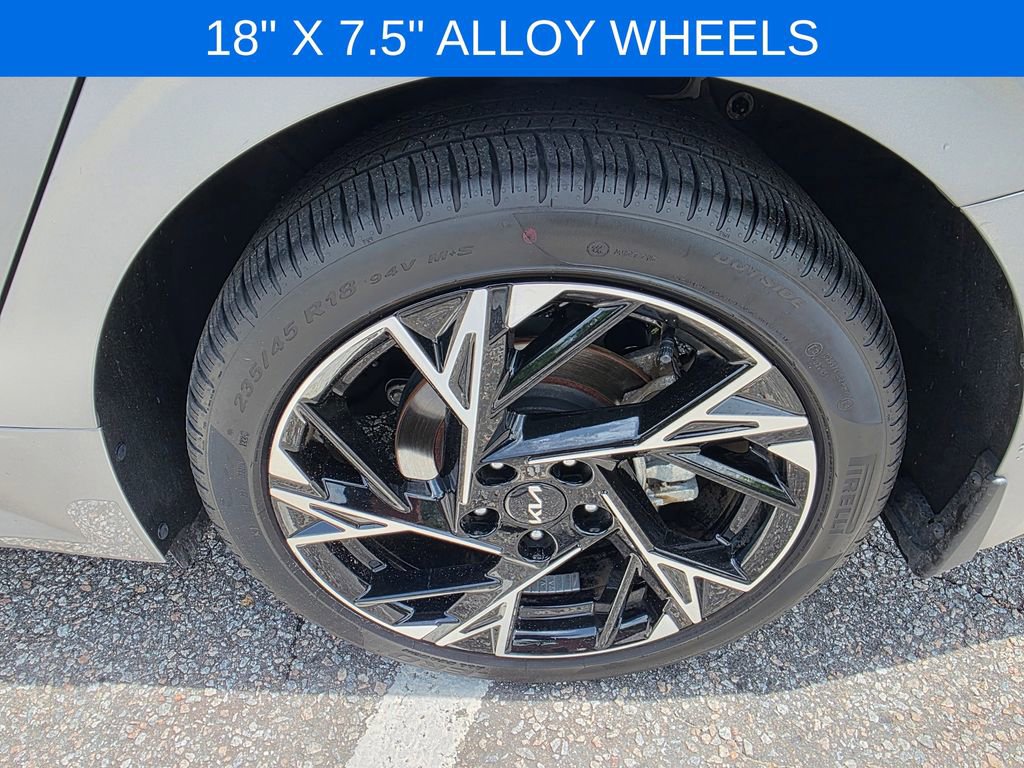 Used 2025 Kia K5 GT-Line w/ GT-Line Premium Package FWD image 30
