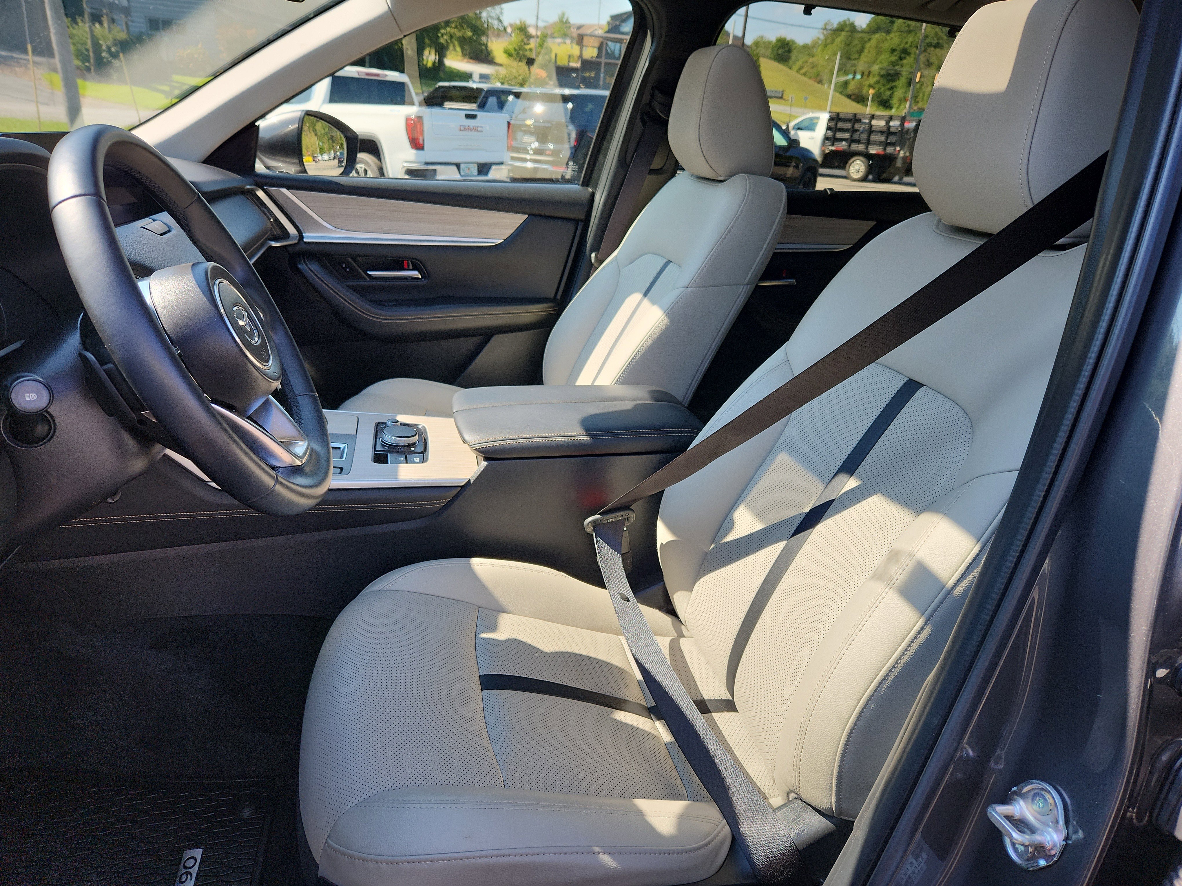 Used 2025 MAZDA CX-90 3.3 Turbo w/ Preferred Package image 22