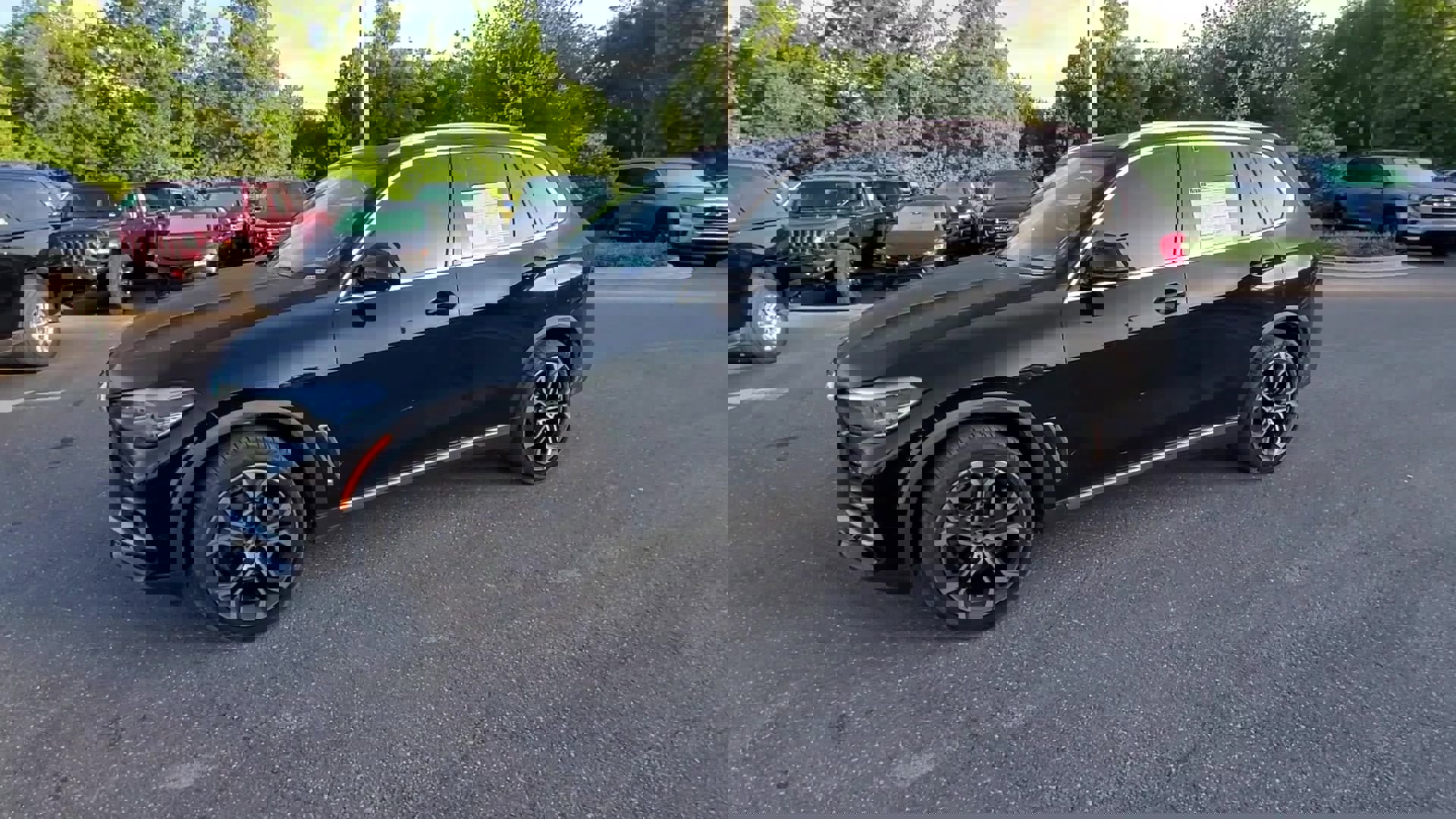 Used 2022 BMW X5 sDrive40i w/ Parking Assistance Package image 36