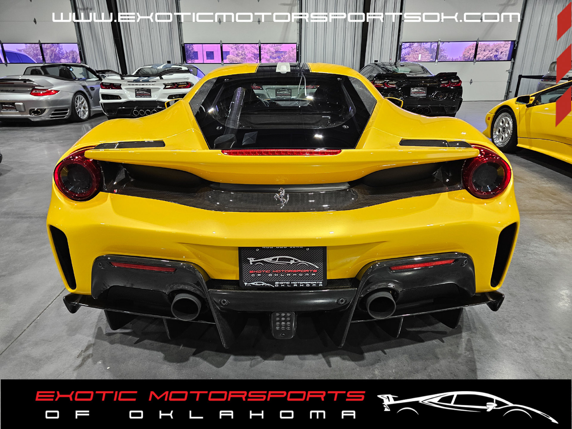 Used 2020 Ferrari 488 Pista Coupe RWD image 21