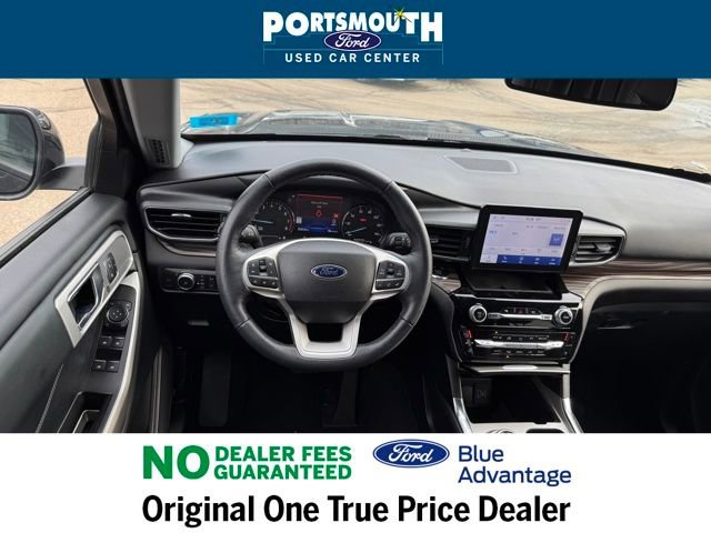 Certified 2022 Ford Explorer Limited w/ Equipment Group 301A image 7